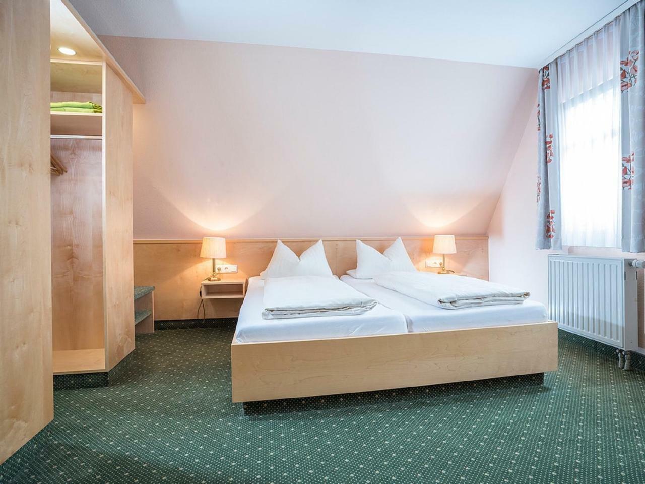 Gaestehaus Moenchshof Sommerhausen Extérieur photo