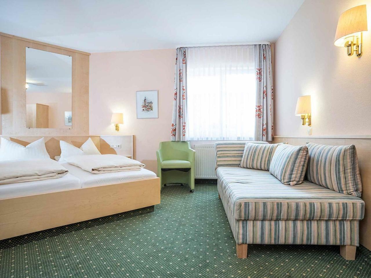 Gaestehaus Moenchshof Sommerhausen Extérieur photo