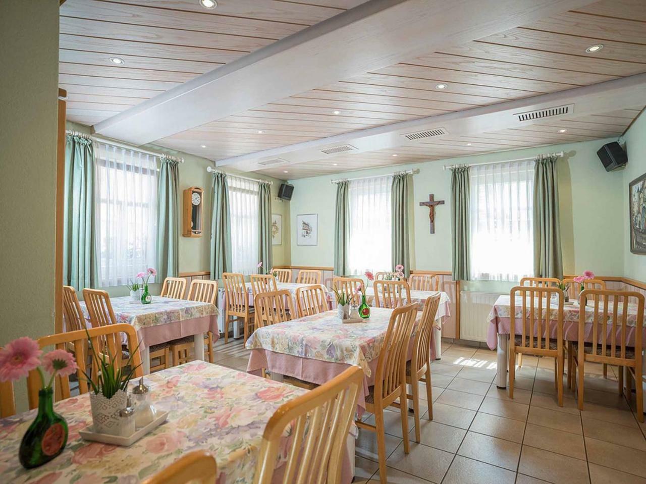 Gaestehaus Moenchshof Sommerhausen Extérieur photo